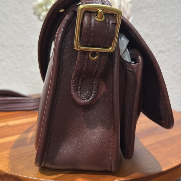 Vintage Coach Legacy Trail Bag in Mahogany Brown - Picture 7 of 14